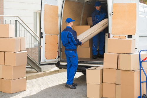 Stepney Removals cookie policy introduction with website browsing support